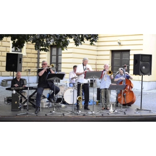 Evergreen Dixieland Band